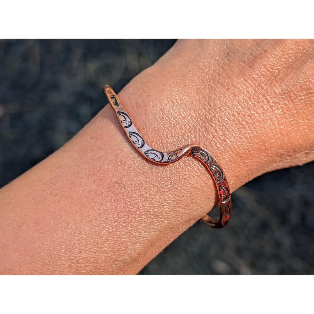 Navajo Single Wavy Band Copper Bracelet‎ Bear Designs Jewelry size 6.75in